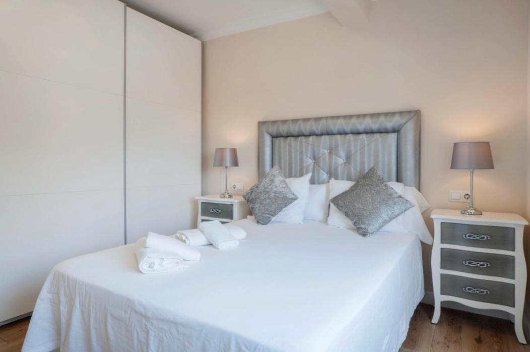 Apartamento Con Vistas A La Catedral A 15 Minutos Del Centro Málaga Esterno foto